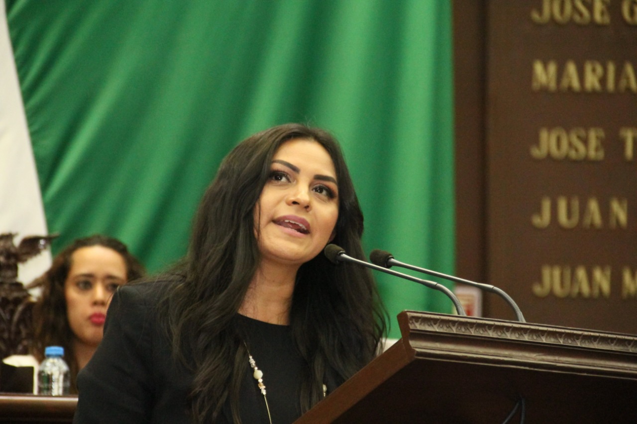  Araceli Saucedo propuso fortalecer legislación local en materia de paridad de género