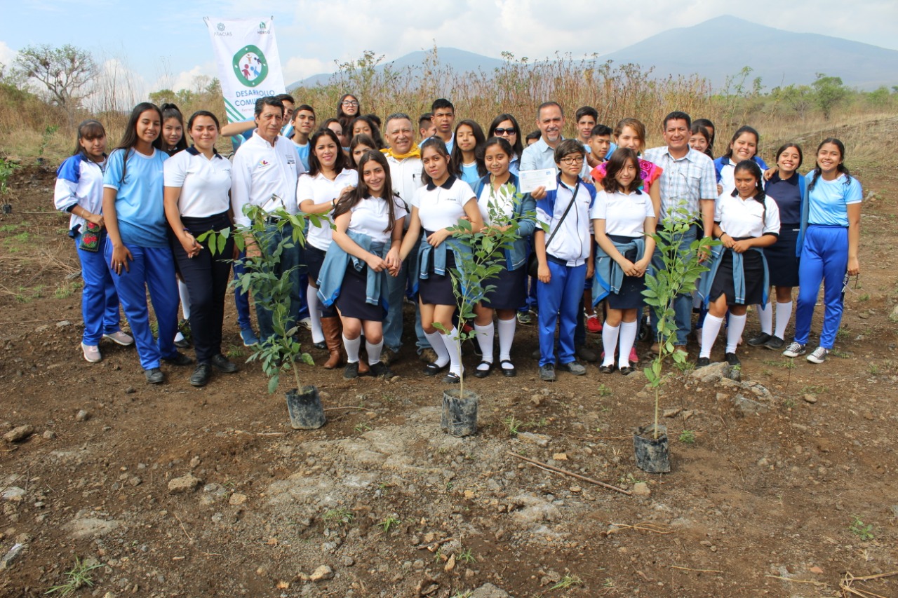  Se suma Cobaem a campaña de reforestación en pro del medio ambiente