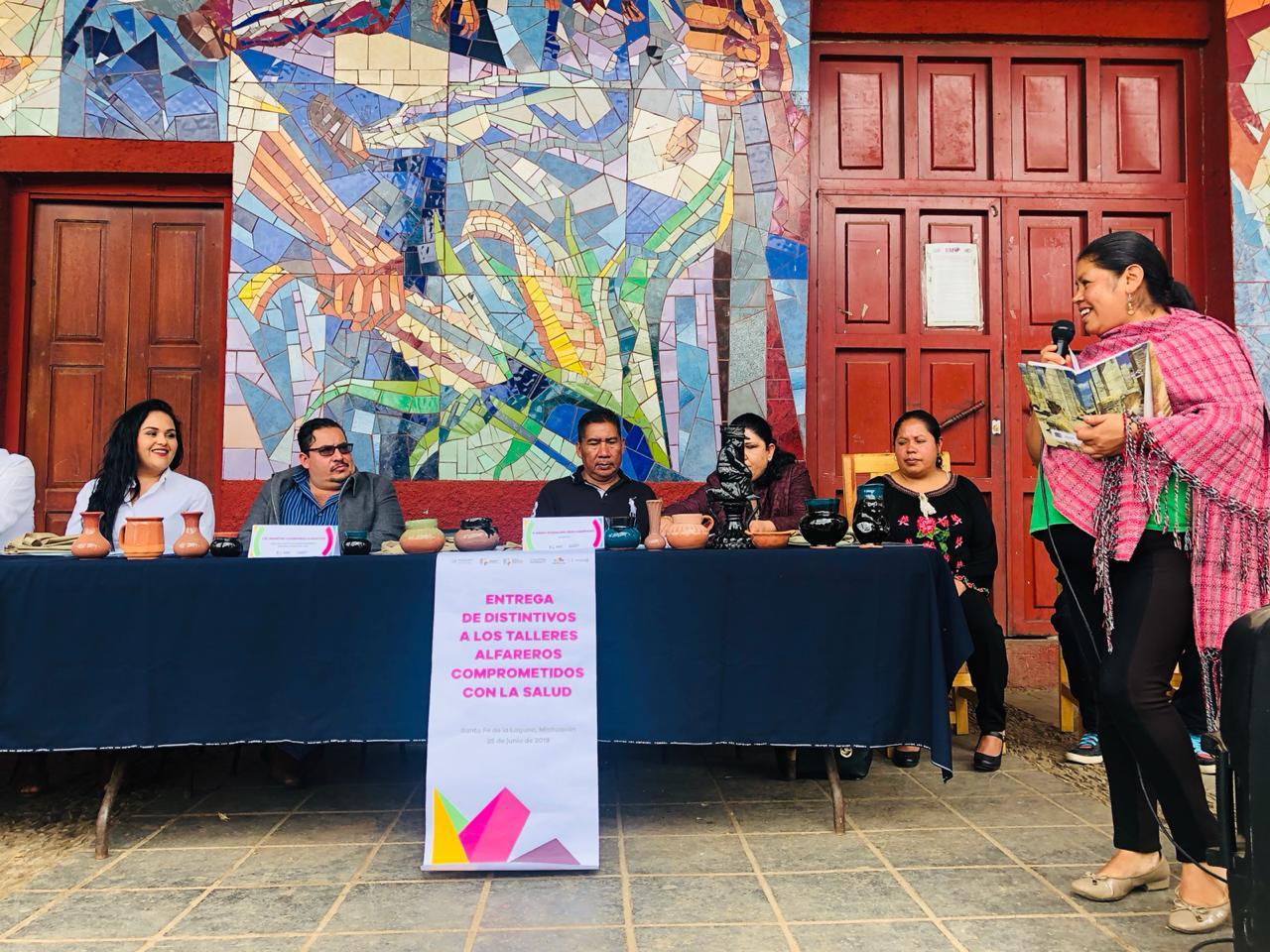  Entregan IAM y COEPRIS certificación de talleres libre de plomo, en Santa Fe de la Laguna