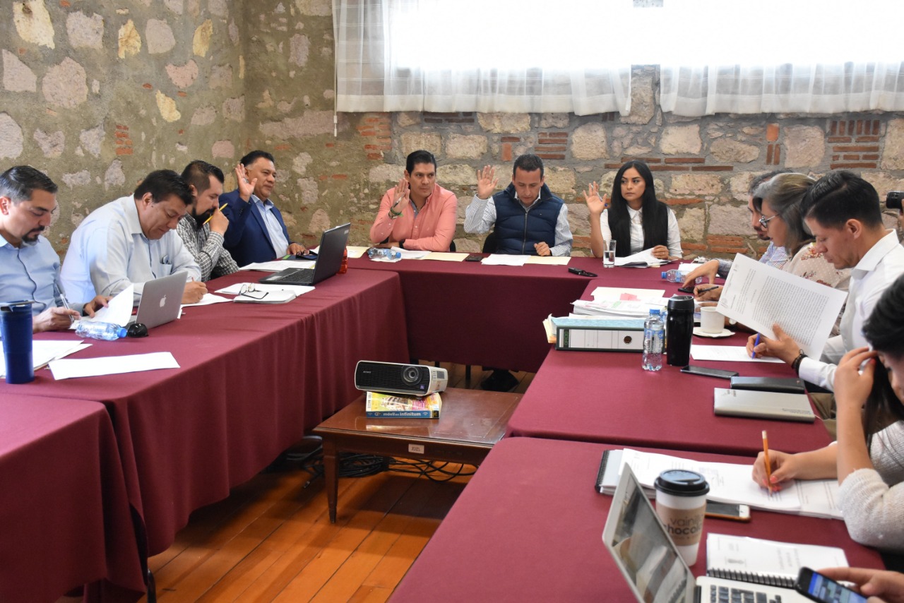  Analizan diputados terna para Contralor de la Fiscalía General del Estado