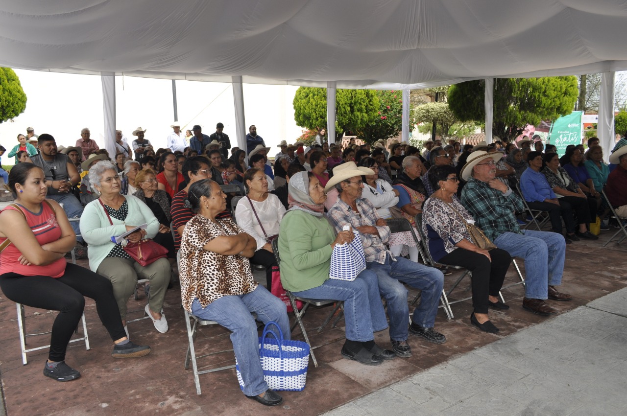 En Ecuandureo, Jornada de Atención Integral a Migrantes atendió a más de 200 familias