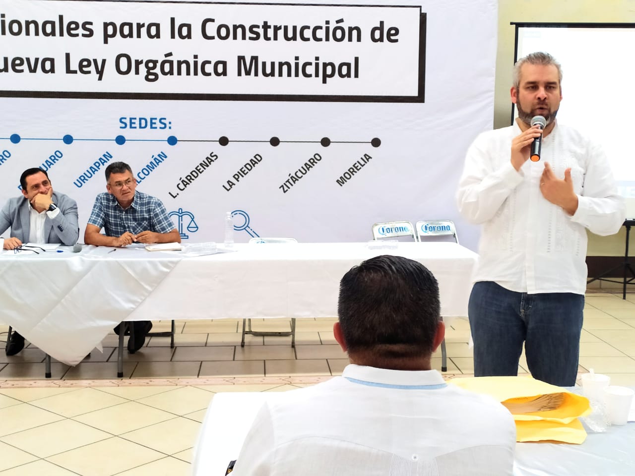  Congreso debe respetar y fortalecer la autonomía municipal, afirma Ramírez Bedolla