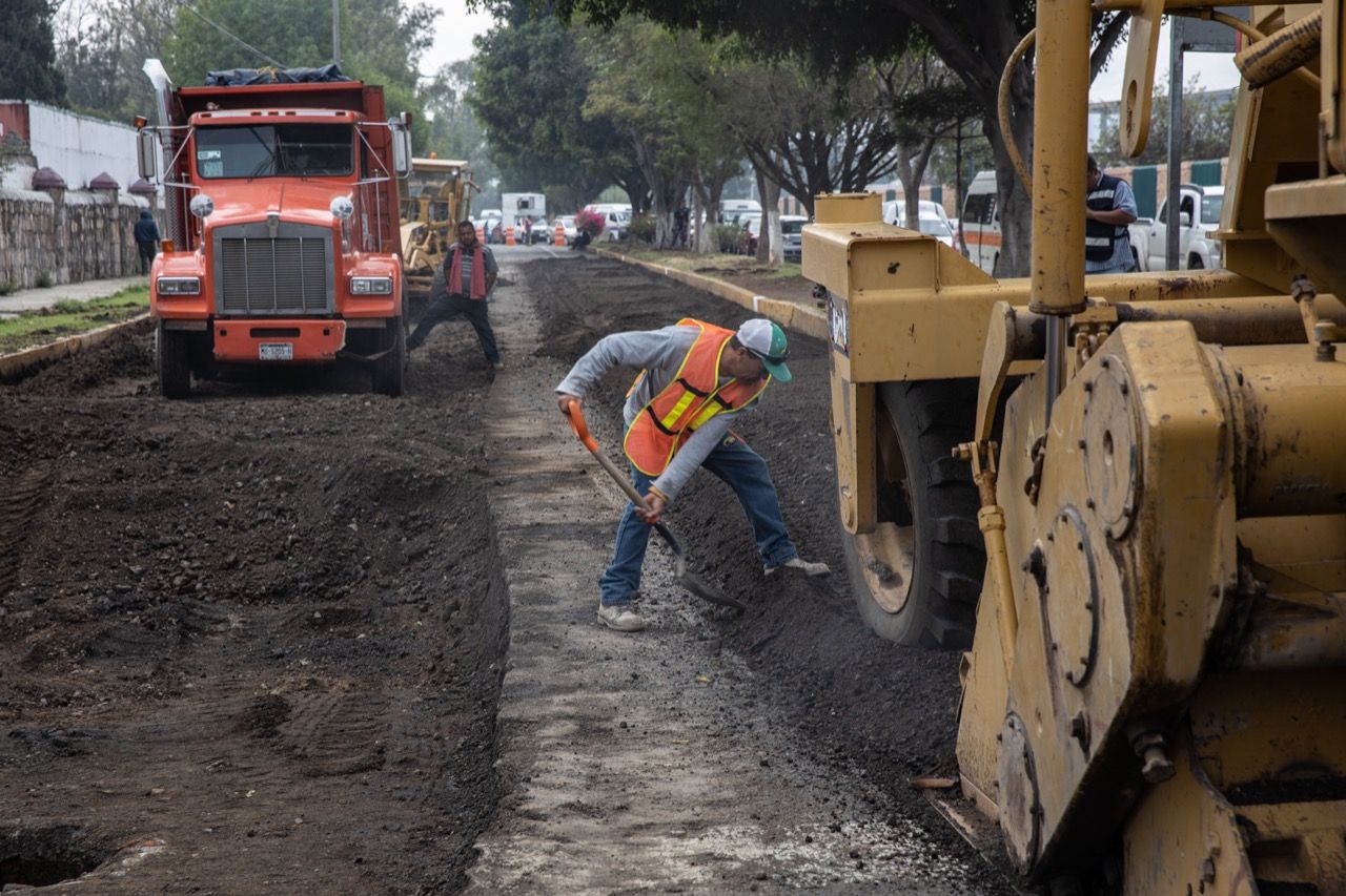  Aprueba Comité de Obras construcción de colector sanitario y reencarpetamiento vial
