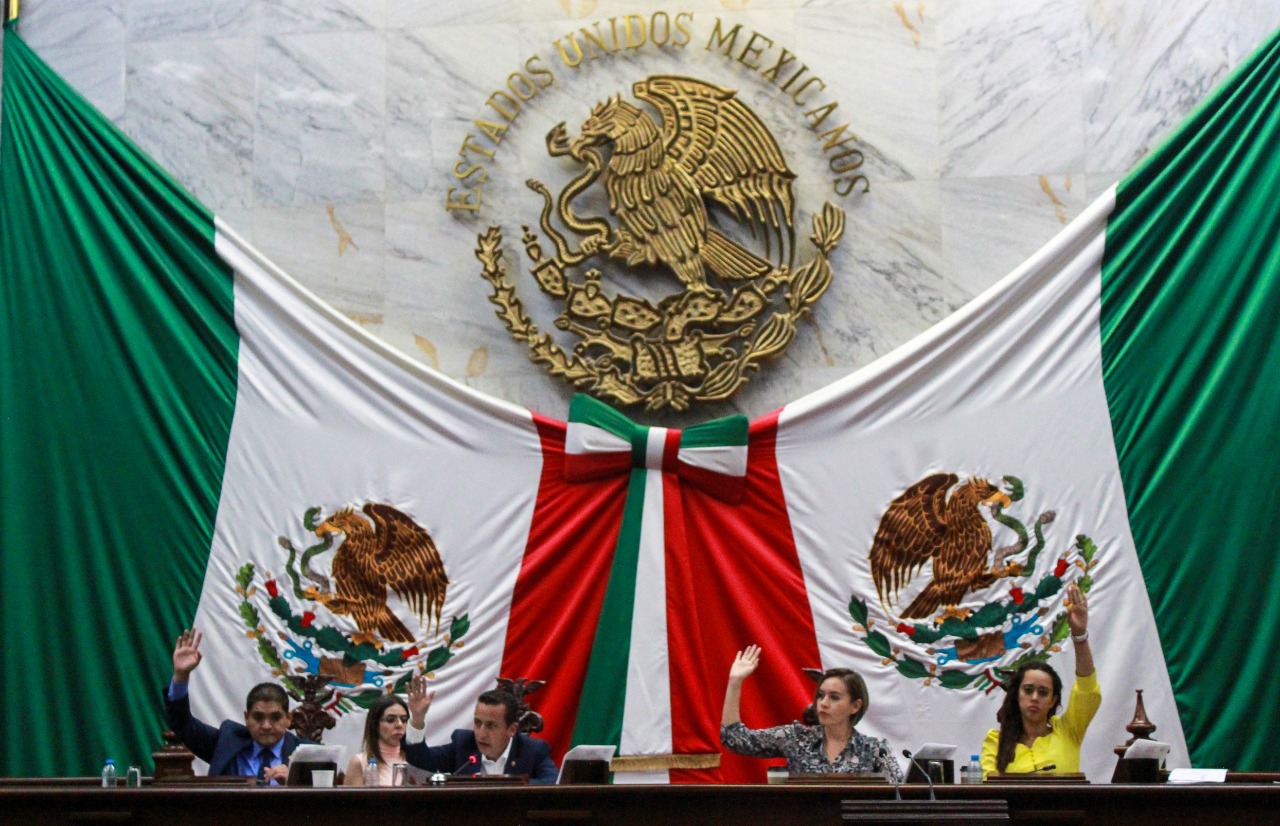  Aprueban diputados reforma para difundir contenidos de la Constitución