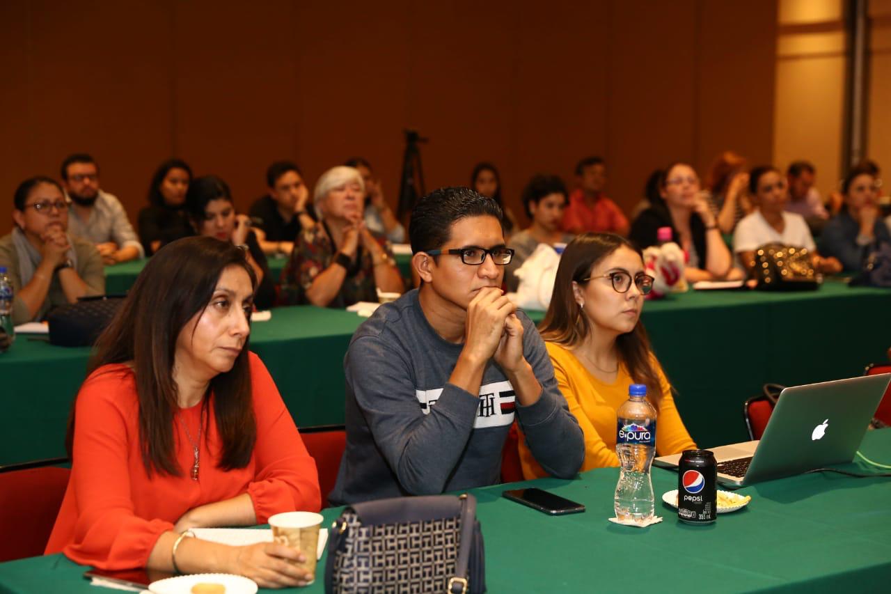  Fortalece Gobierno de Michoacán áreas de Comunicación Social en dependencias