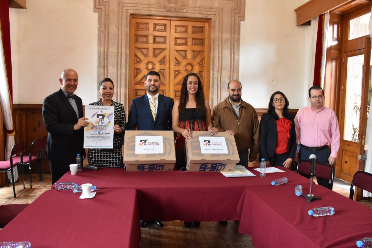  Iniciará jurado calificador estudio de propuestas de aspirantes del 7° Parlamento Juvenil