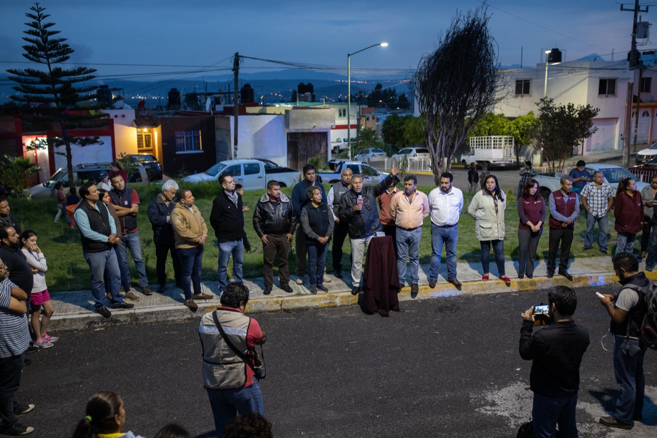  Reconocen vecinos programa Juntos Iluminemos Morelia