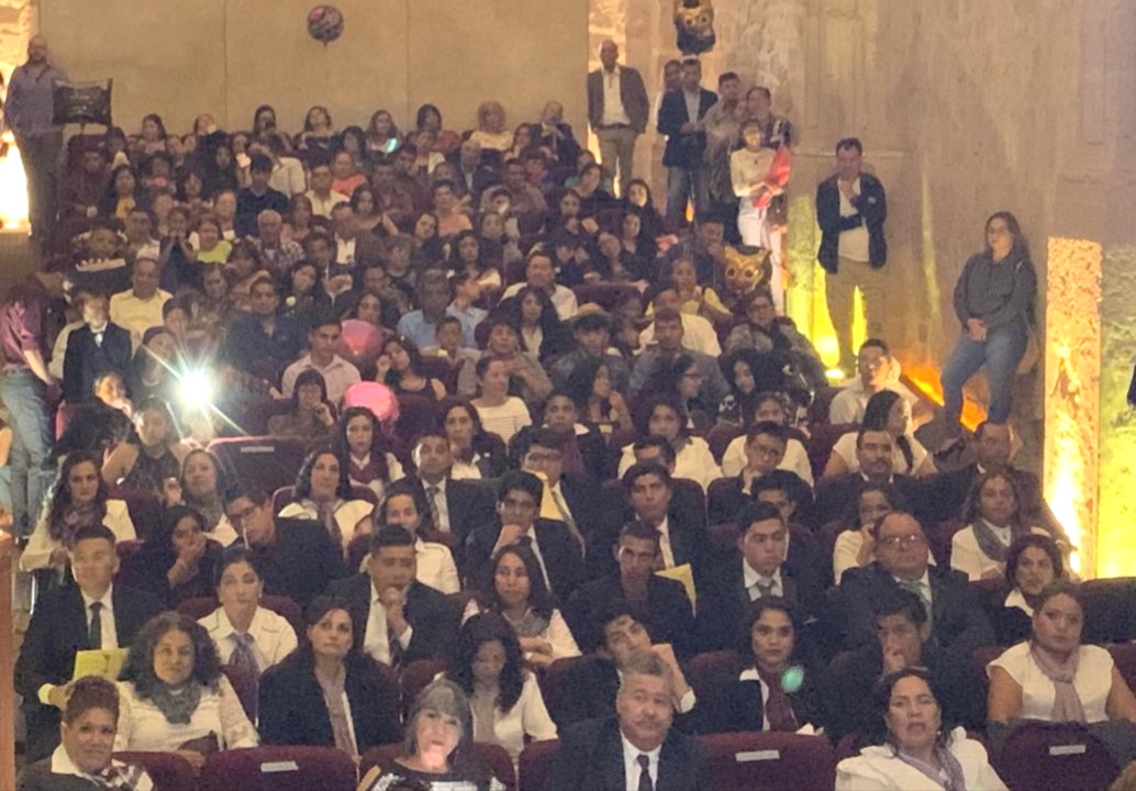 Con Cobarm, adultos logran concluir bachillerato