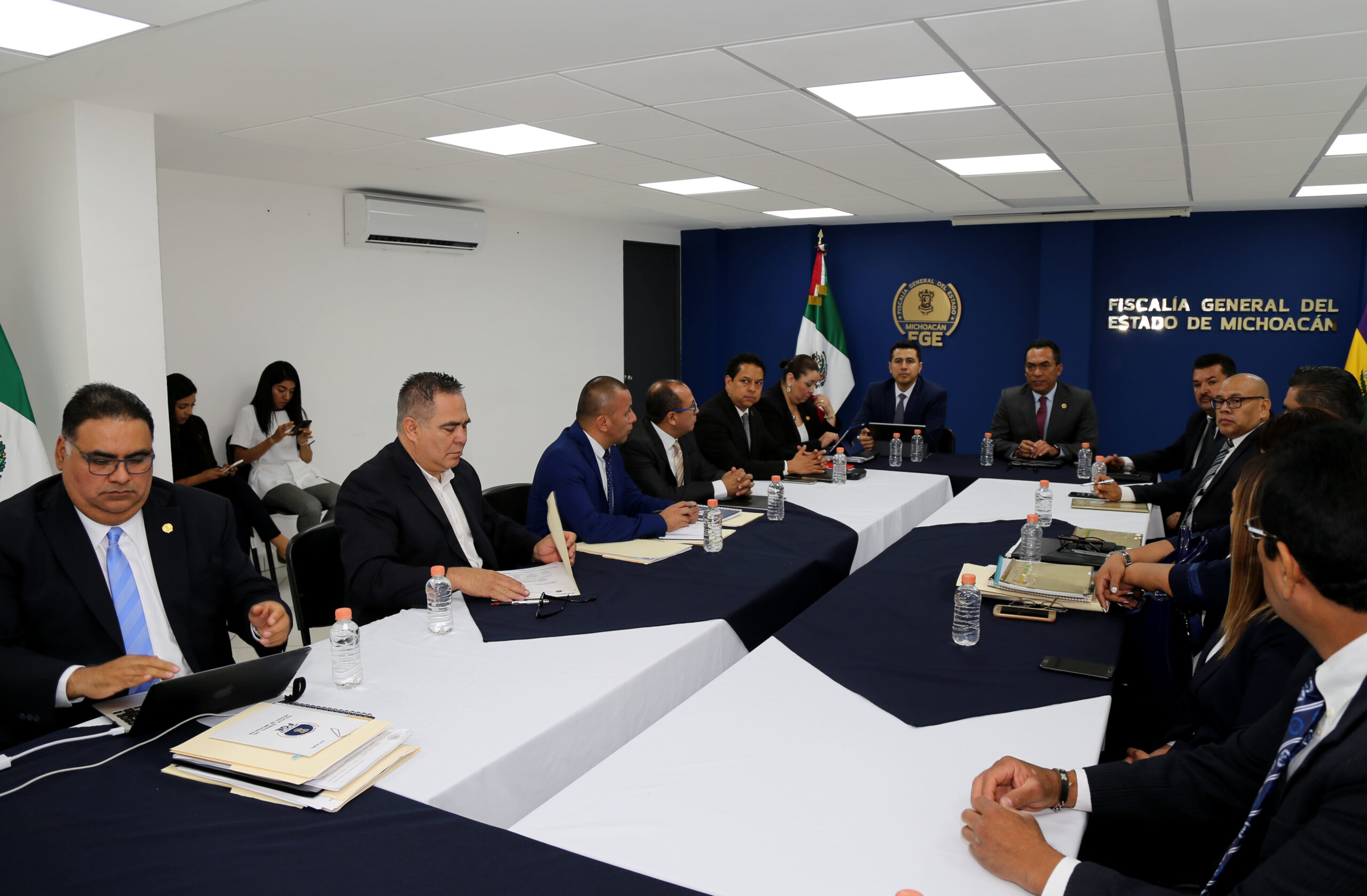  Elabora FGE Nuevo Modelo de Atención para Población Usuaria de Servicios