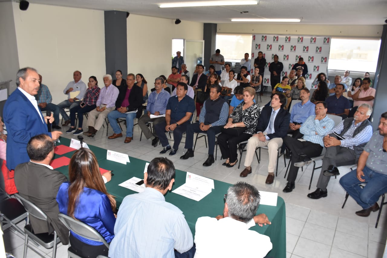  Todos los priistas ganaremos en el proceso interno: Víctor Silva