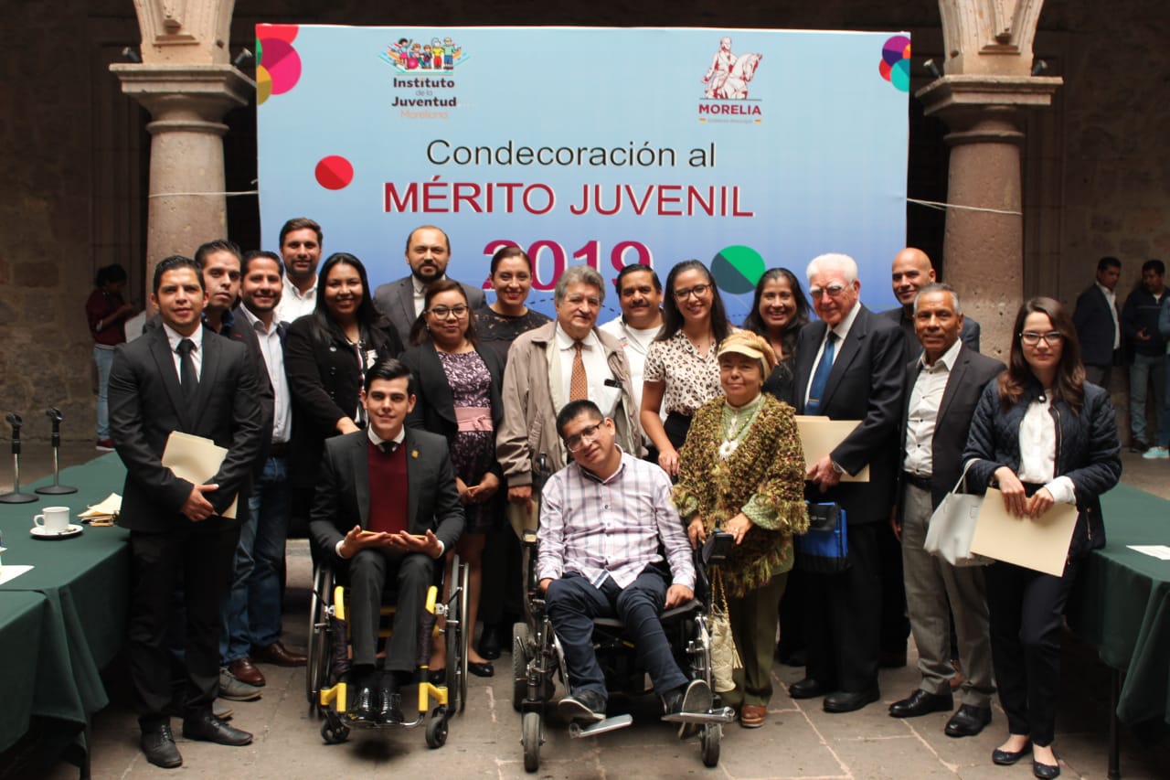  Se instala formalmente el Consejo Municipal para la Condecoración al Mérito Juvenil 2019