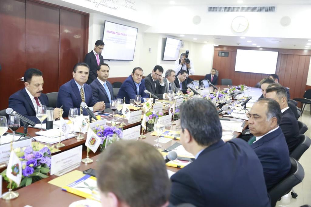  Garantizar igualdad en derecho a la educación, asunto de todos: Gobernador