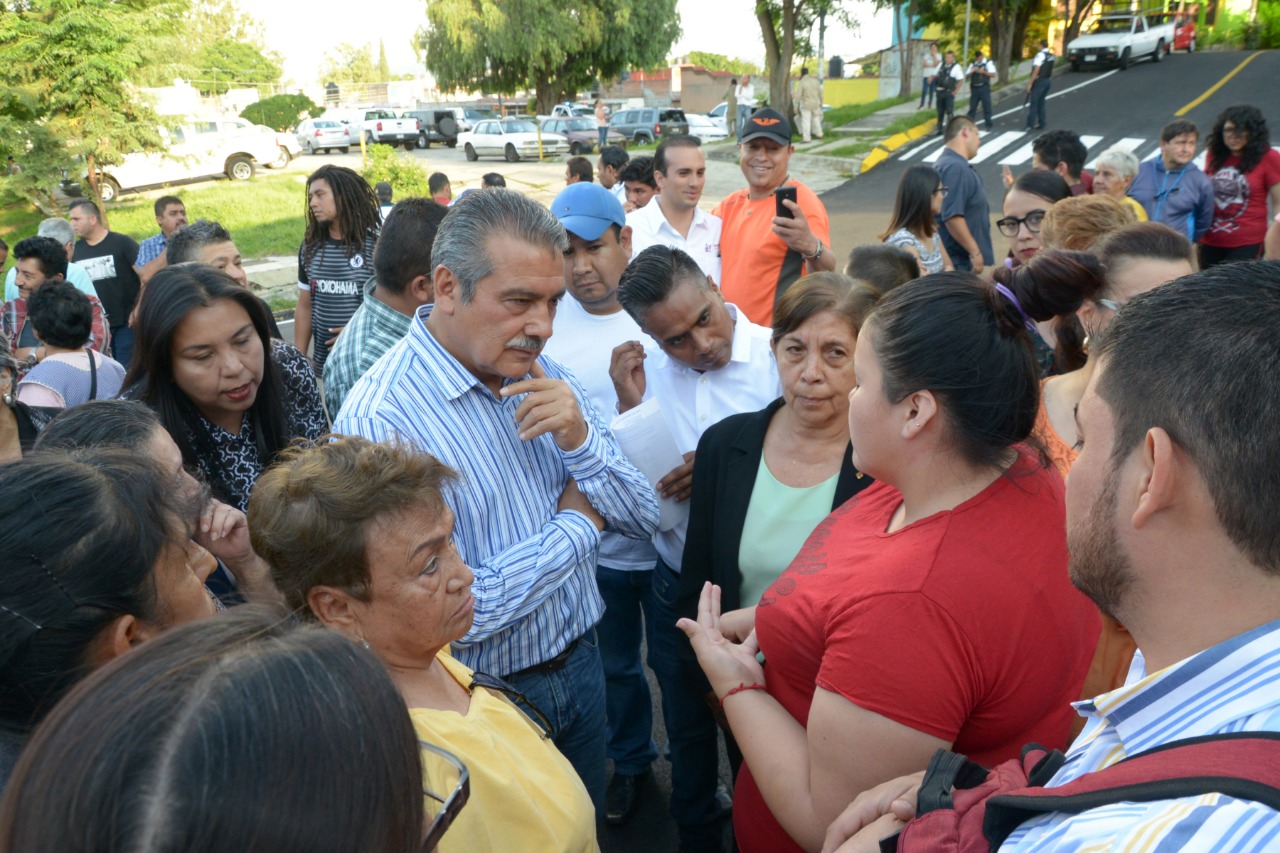  Refrenda Raúl Morón atención prioritaria a colonias populares de Morelia