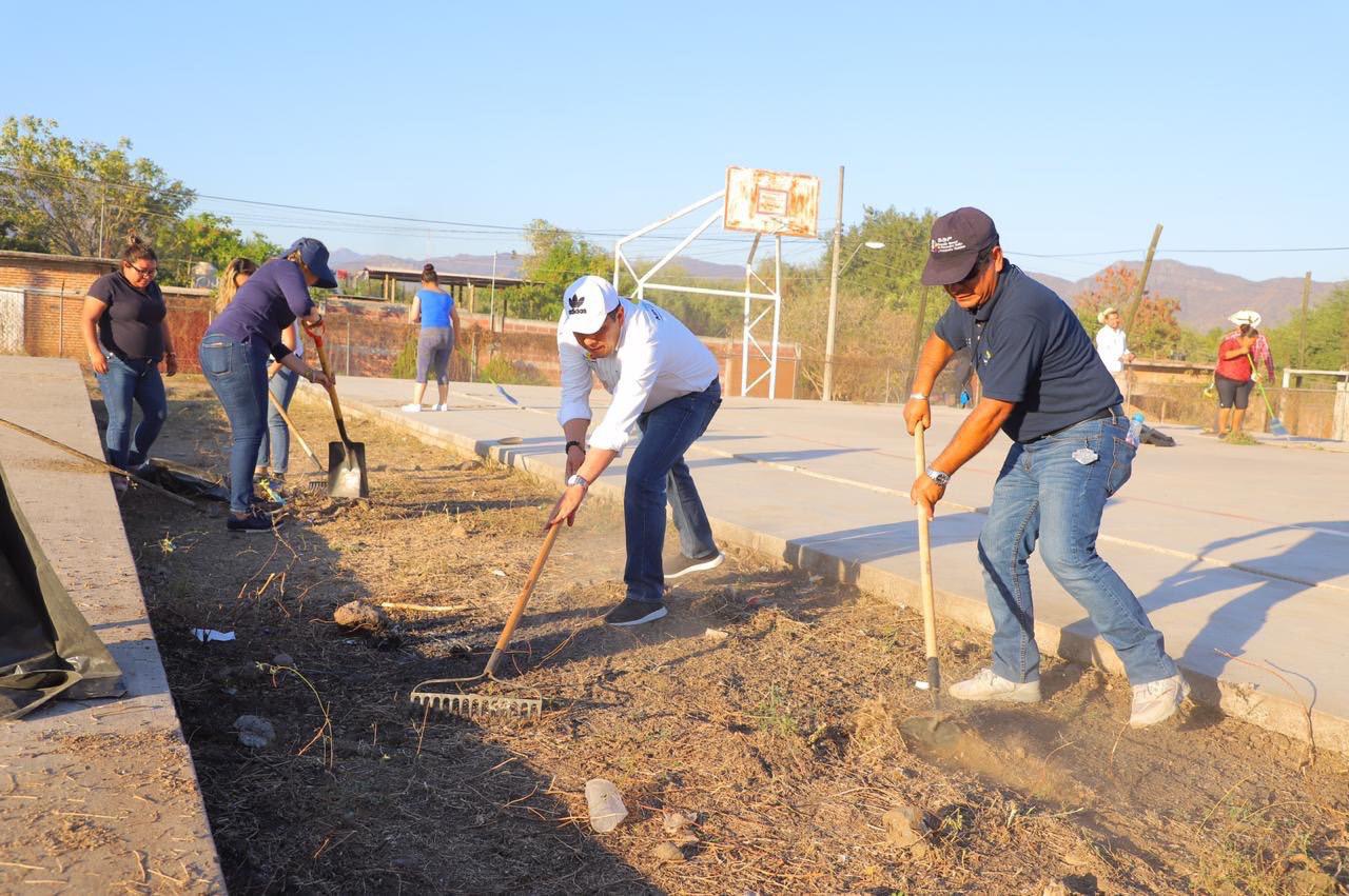  Contribuye Sedesoh al desarrollo de la Región Huetamo