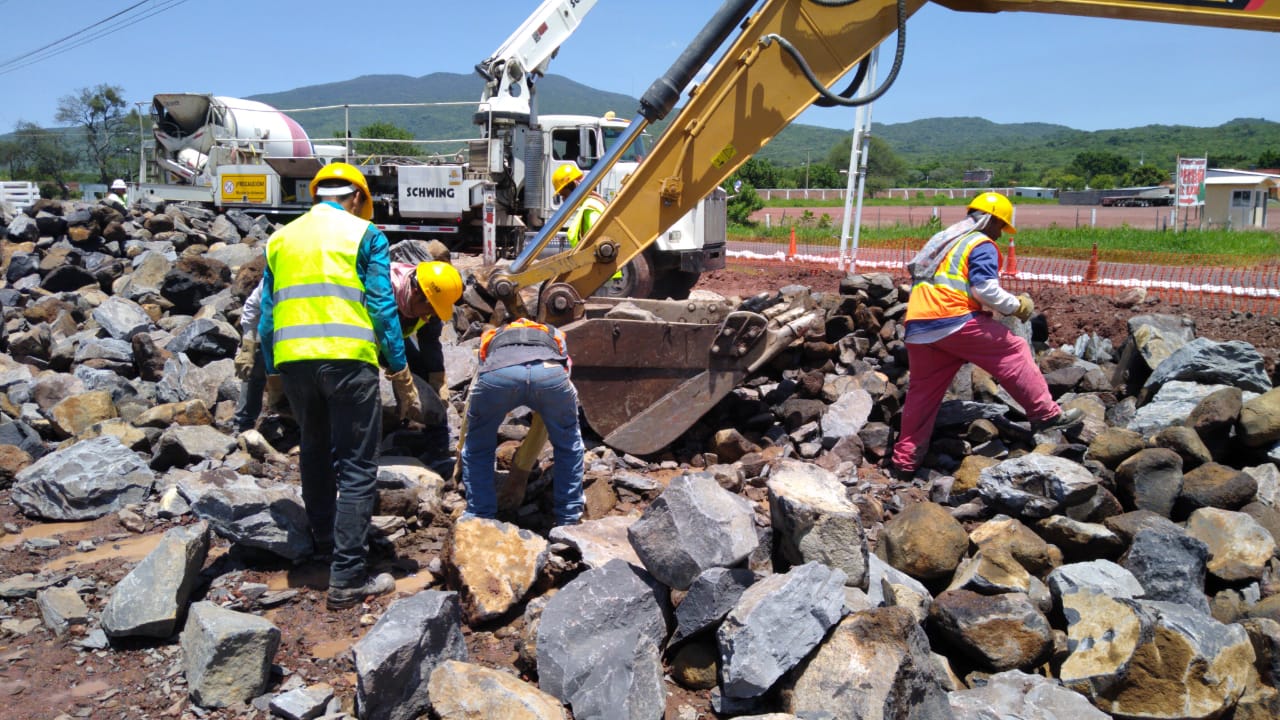  Gobierno del Estado rescata obra de nueva autopista Zamora-Ecuandureo: SCOP