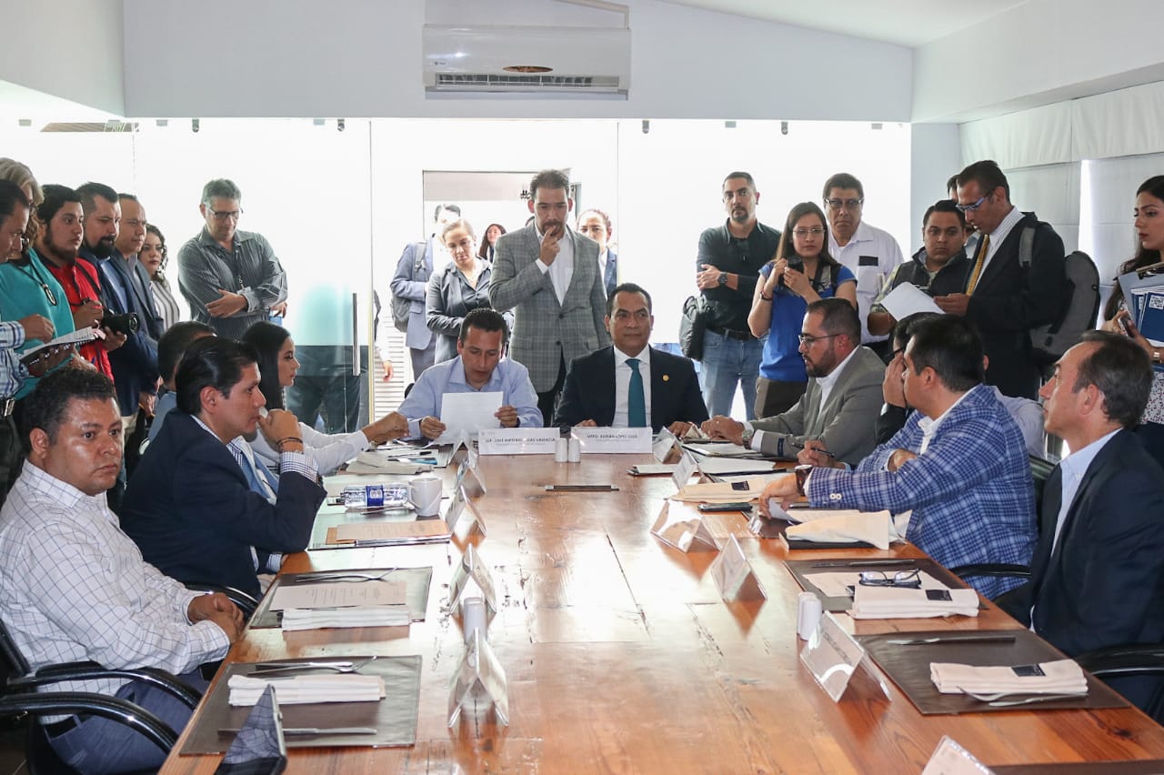Reciben en Comisiones Unidas de Justicia, y de Seguridad y Protección Civil al Fiscal General del Estado