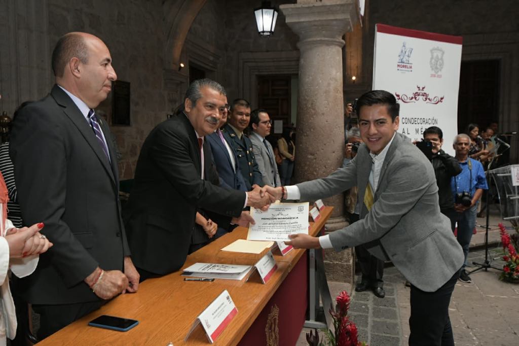  Los jóvenes, son los agentes de cambio para la transformación del país y Morelia