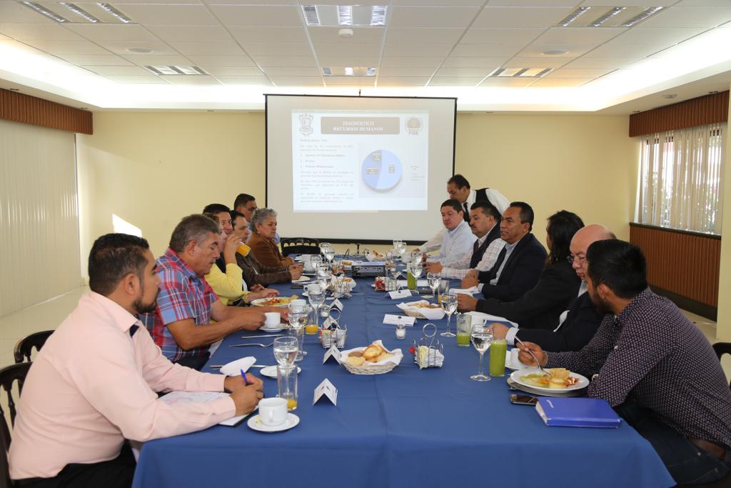  Presenta ALS, diagnóstico de Fiscalía General a diputados federales