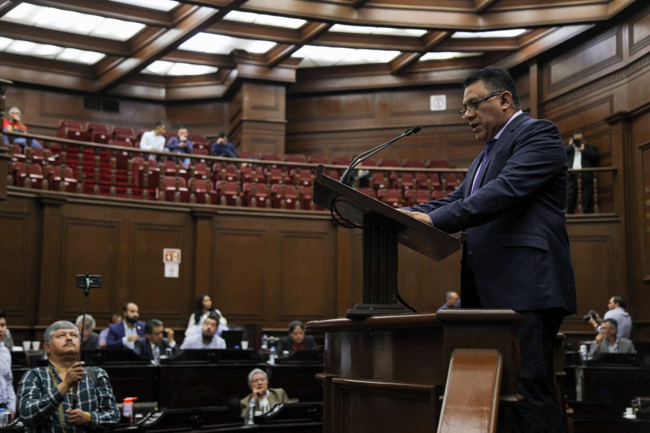 Entregará Fermín Bernabé informe legislativo ante Mesa Directiva