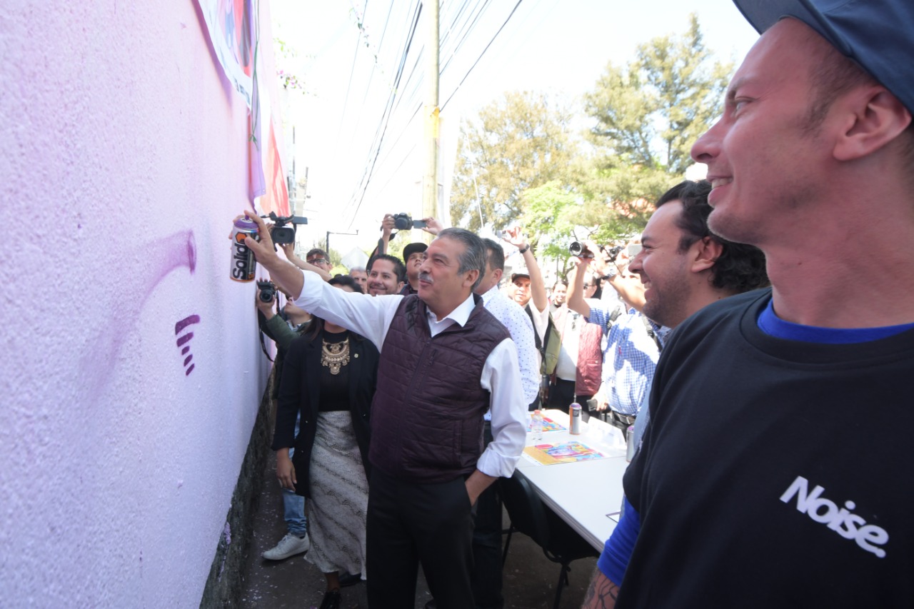  Inaugura Raúl Morón Festival “Harto Arte”