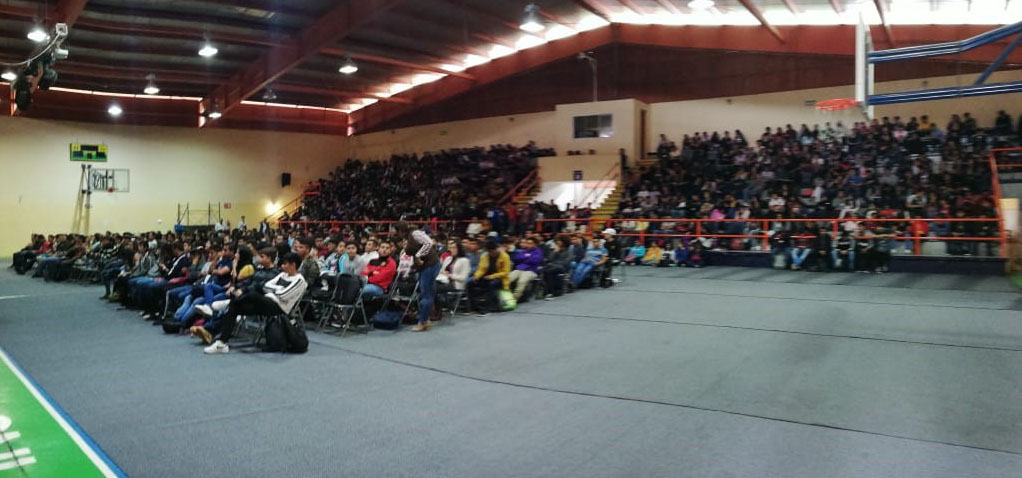  Imparte FGE plática sobre delitos cibernéticos en Uruapan