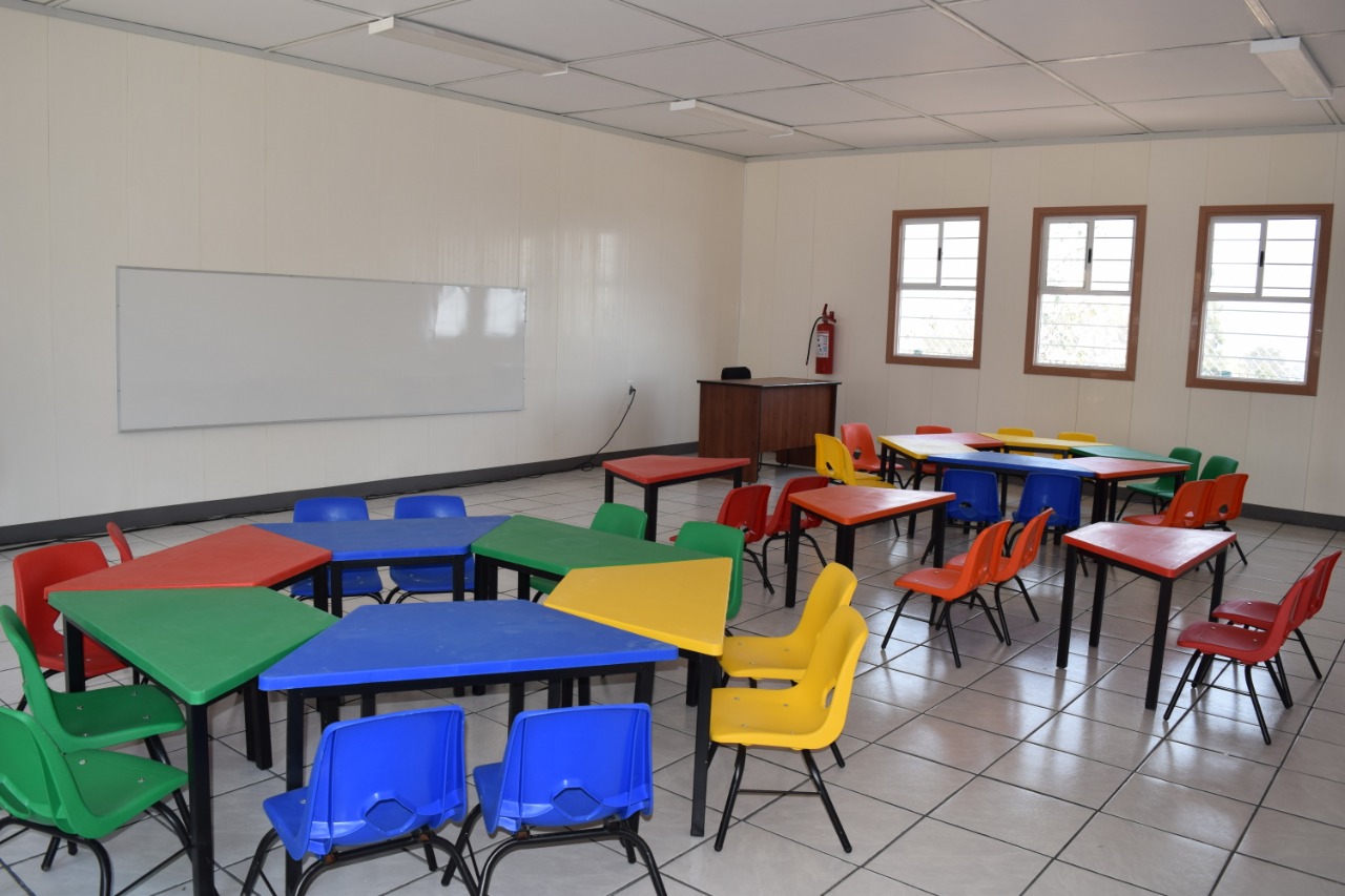  Gobierno de Silvano Aureoles ha sustituido 362 aulas de “palitos”