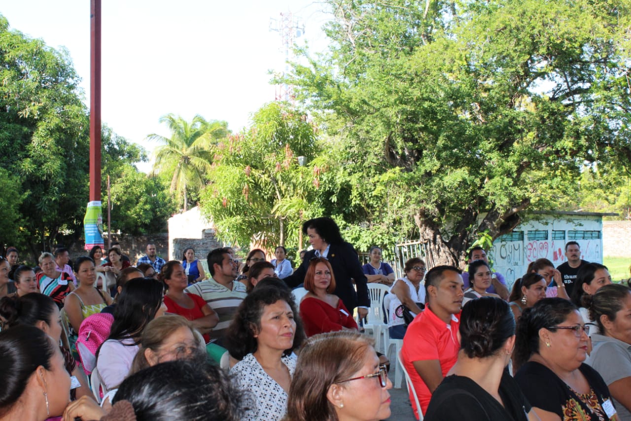  Imparte Fiscalía General plática sobre prevención de delitos cibernéticos en Lázaro Cárdenas
