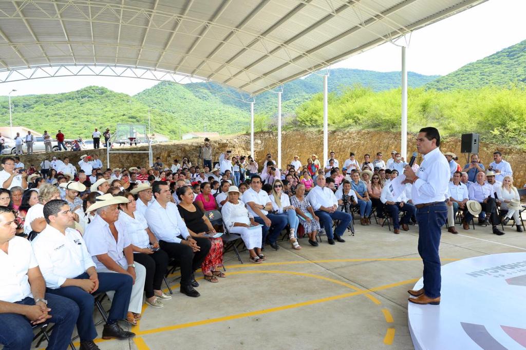  El Chihuero, una obra que cambiará la vida a Huetamo: Silvano Aureoles