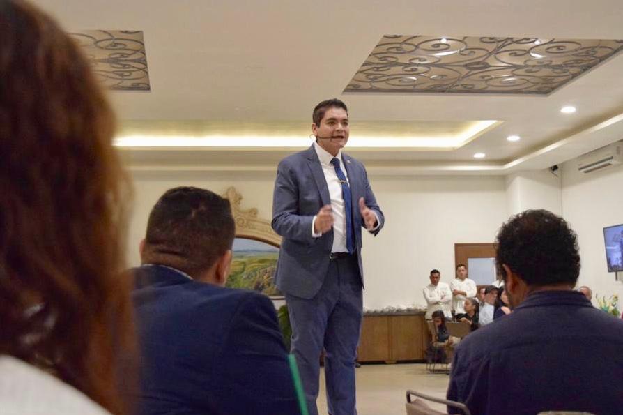  Michoacán nos requiere unidos y comprometidos: Arturo Hernández