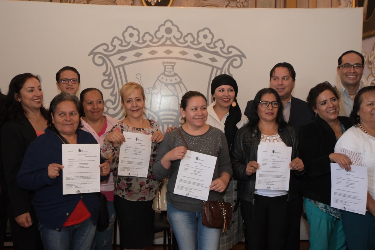  SEFECO Morelia entrega créditos a mujeres por 190 mil pesos