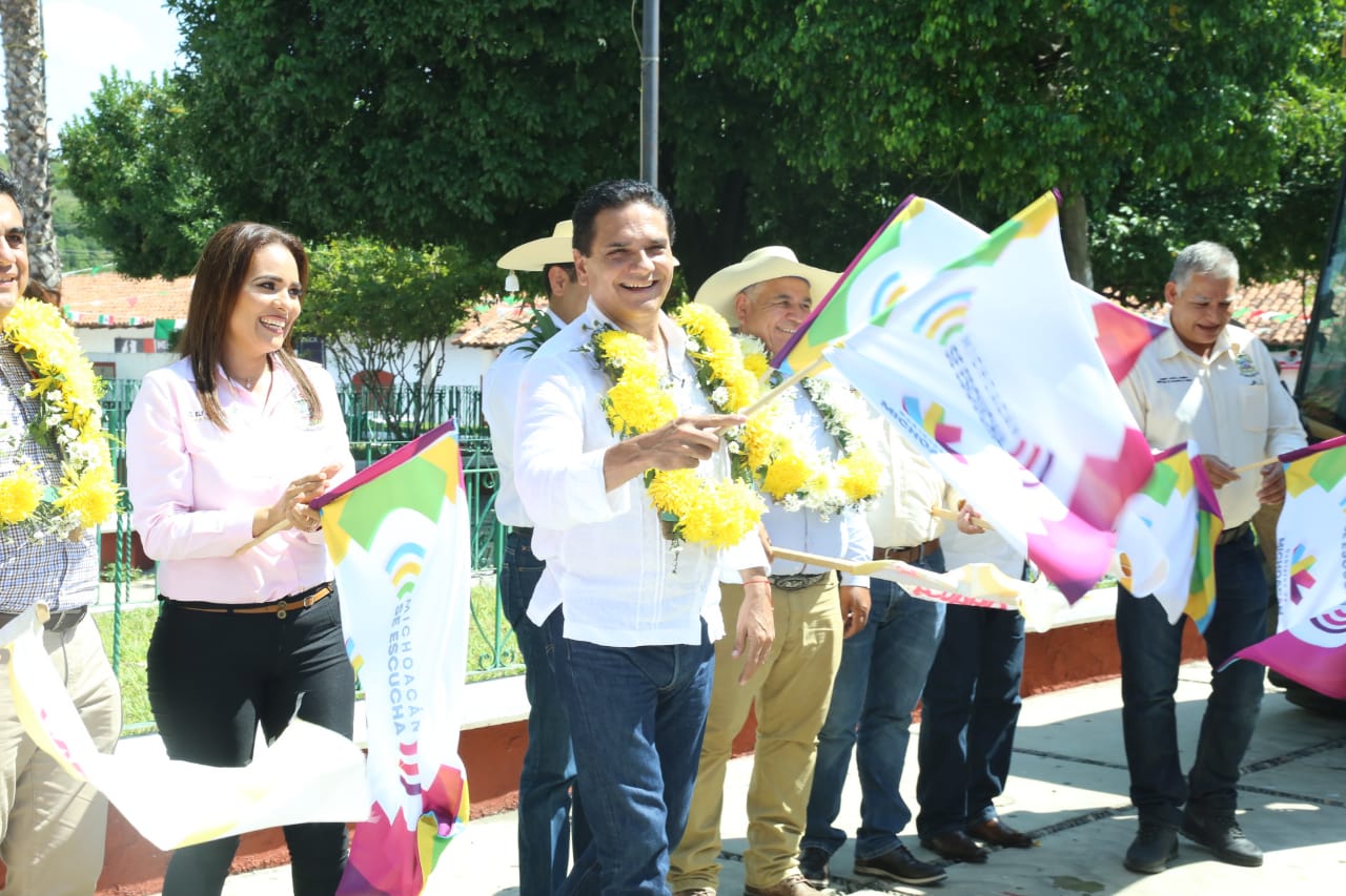  Mejora Gobierno del Estado condiciones de salubridad y espacios públicos en Carácuaro