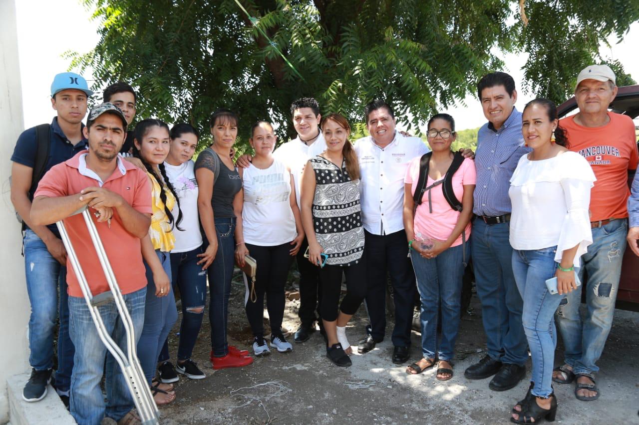  Programas federales para el desarrollo de las comunidades: Roberto Pantoja