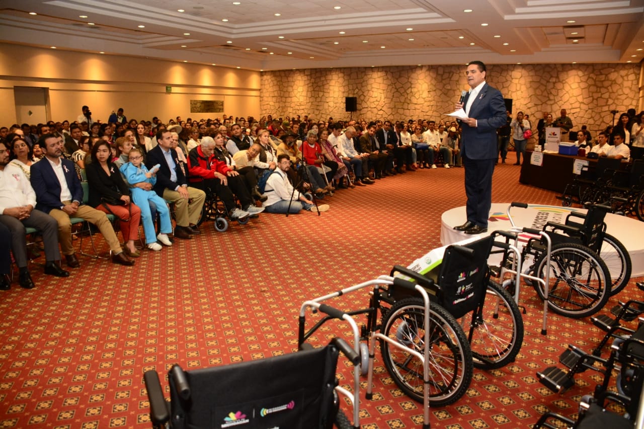  Arranca Silvano Aureoles campaña de vacunación invernal contra influenza