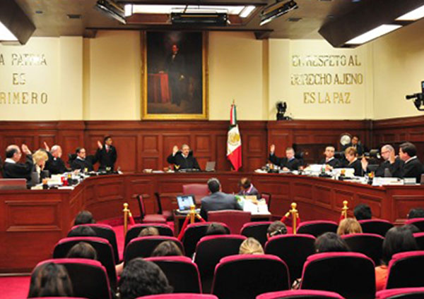  Buscan doblar a la Suprema Corte