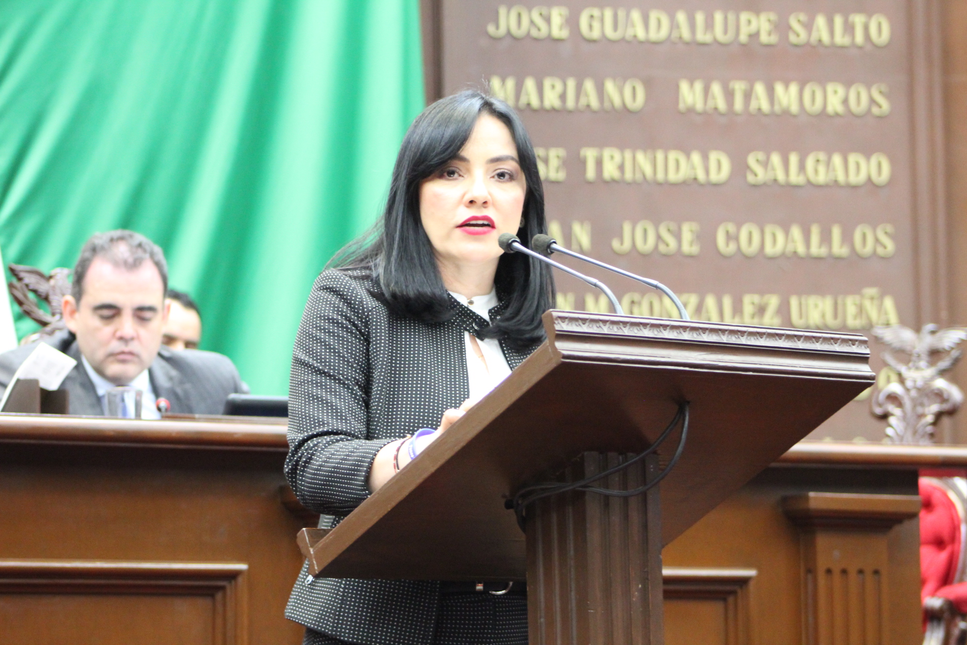  La pacificación de México se puede lograr desde las escuelas: Adriana Hernández
