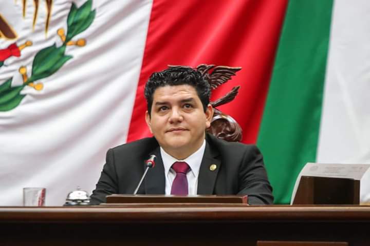  Respeto y armonía entre los poderes, plantea Toño Madriz