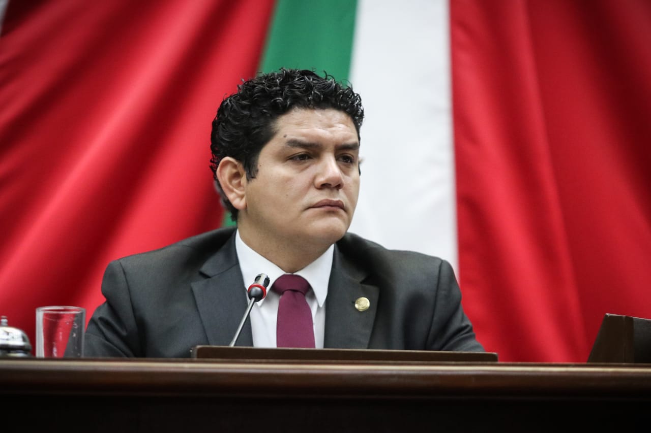  Avanza depuración de aviadores en SEE: Toño Madriz