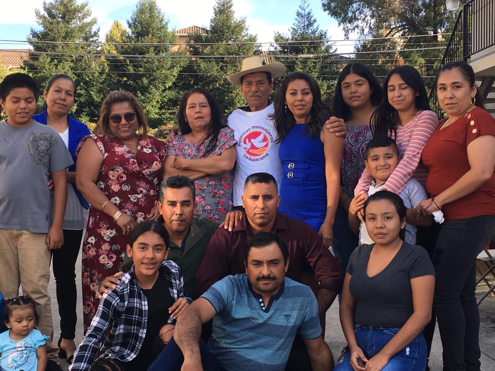  Viajan a California, 74 Palomas Mensajeras de La Huacana y Santa Ana Maya