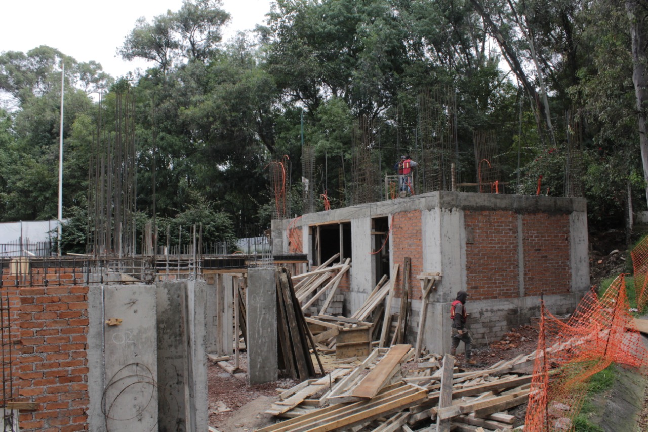  Edificación de la Estación de Bomberos Sur, con avance del 45 por ciento