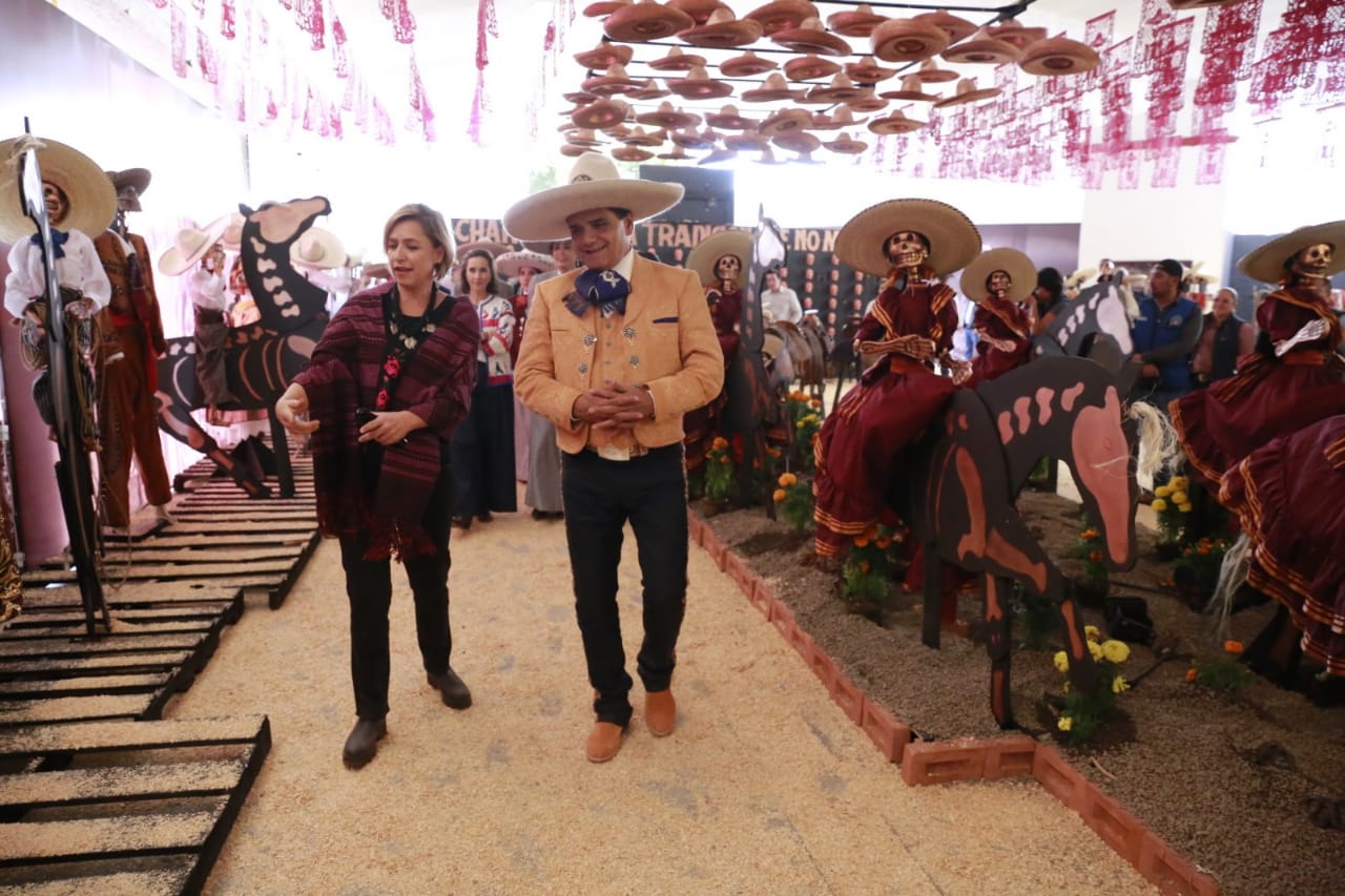  Recorre Gobernador Pabellón Don Vasco, sede de la fiesta charra mexicana