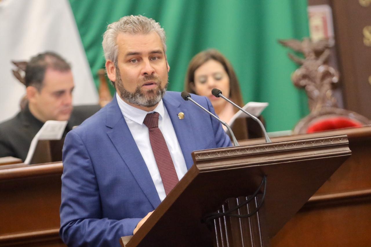  Gobernar sin privilegios, propone Alfredo Ramírez en Ley de Austeridad