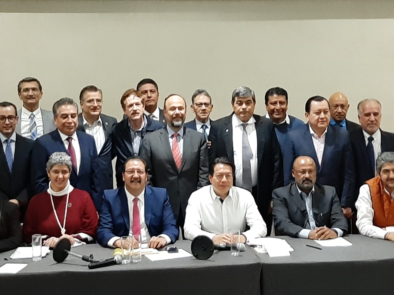  Gestiona Rector de la UMSNH, recursos extraordinarios ante legisladores federales