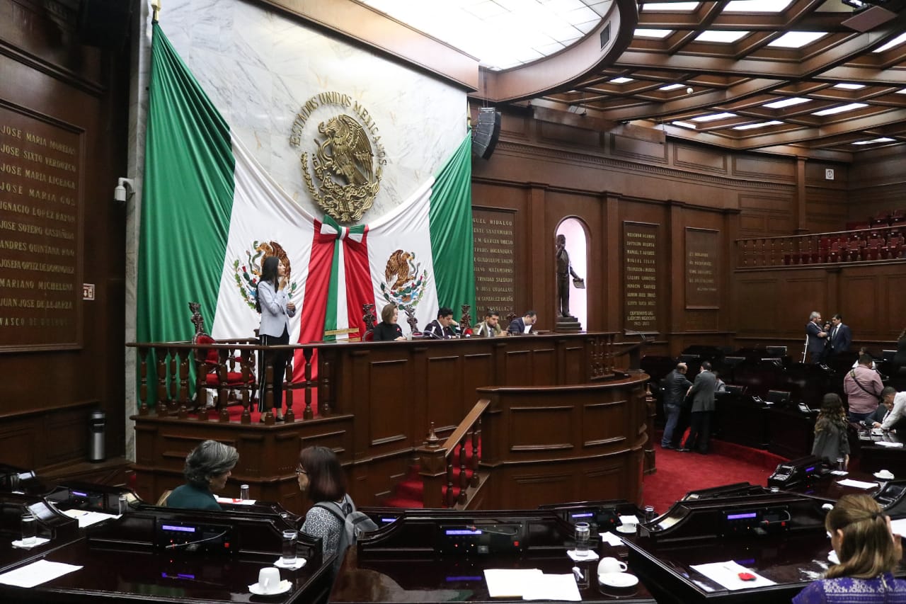  Exhortan diputados a municipios a diseñar planes para el cambio de luminarias