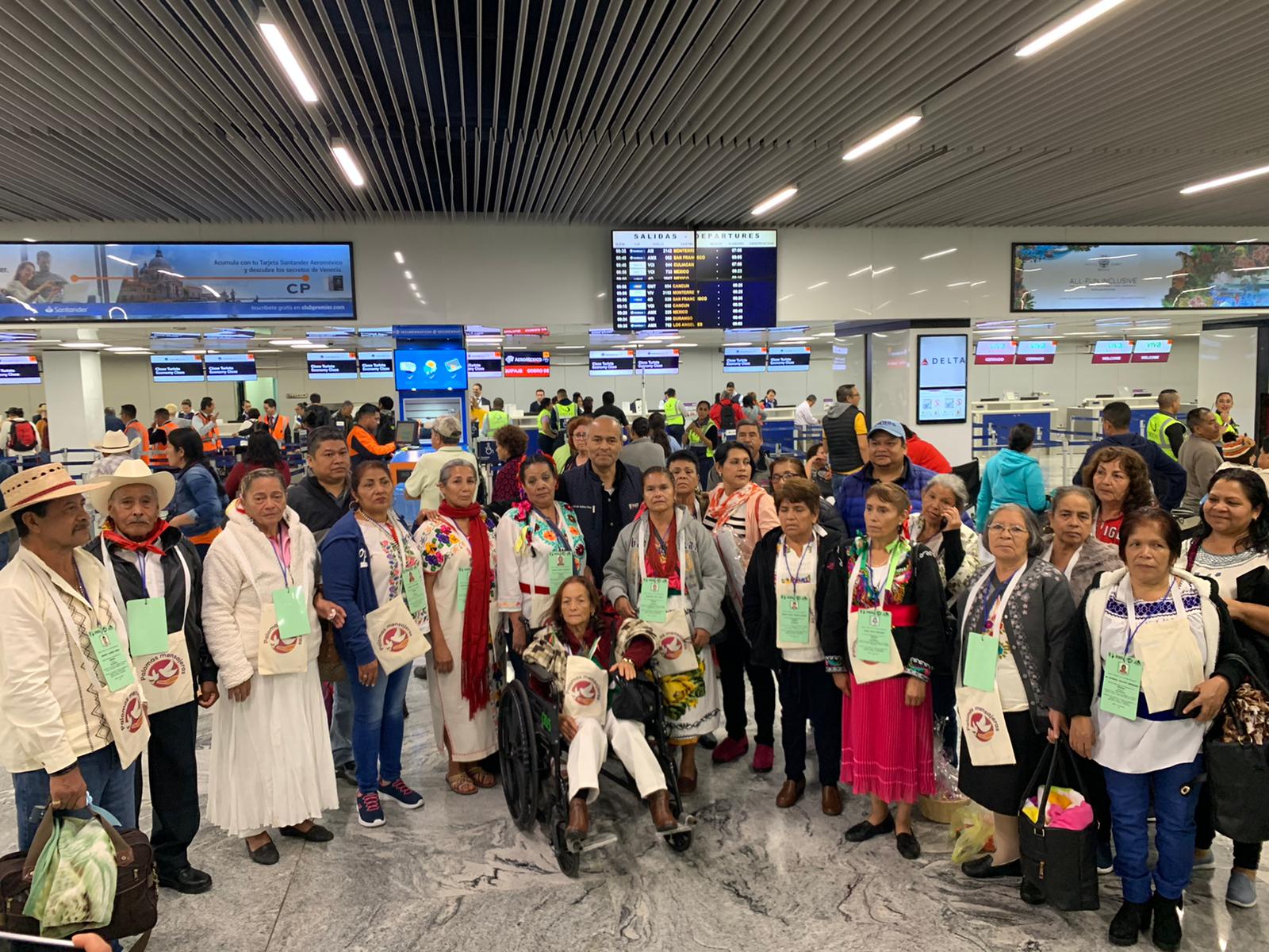  Celebran Palomas Mensajeras, Noche de Muertos en California