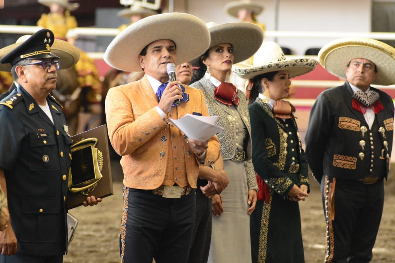 Ejército Mexicano, digno de toda nuestra admiración y respeto: Gobernador