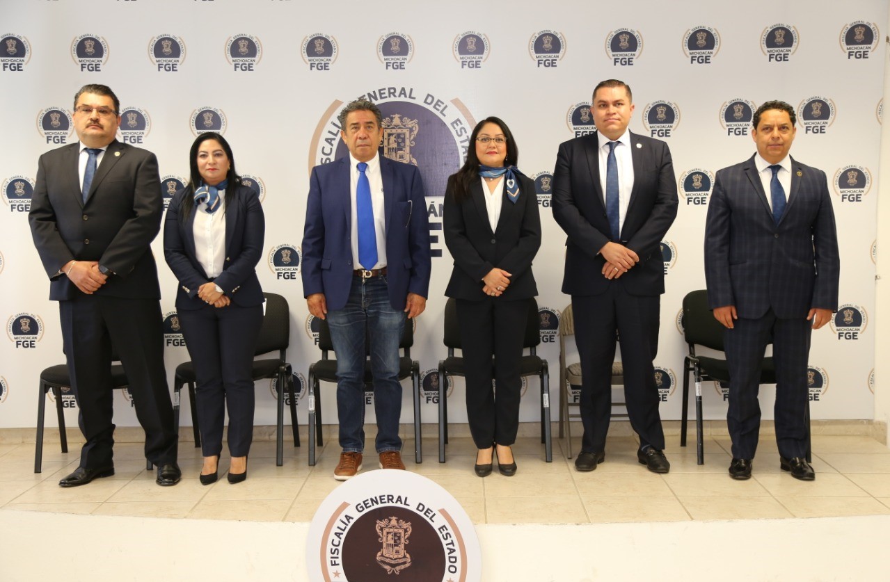  Realiza FGE Curso de Primer Nivel de Arme y Desarme