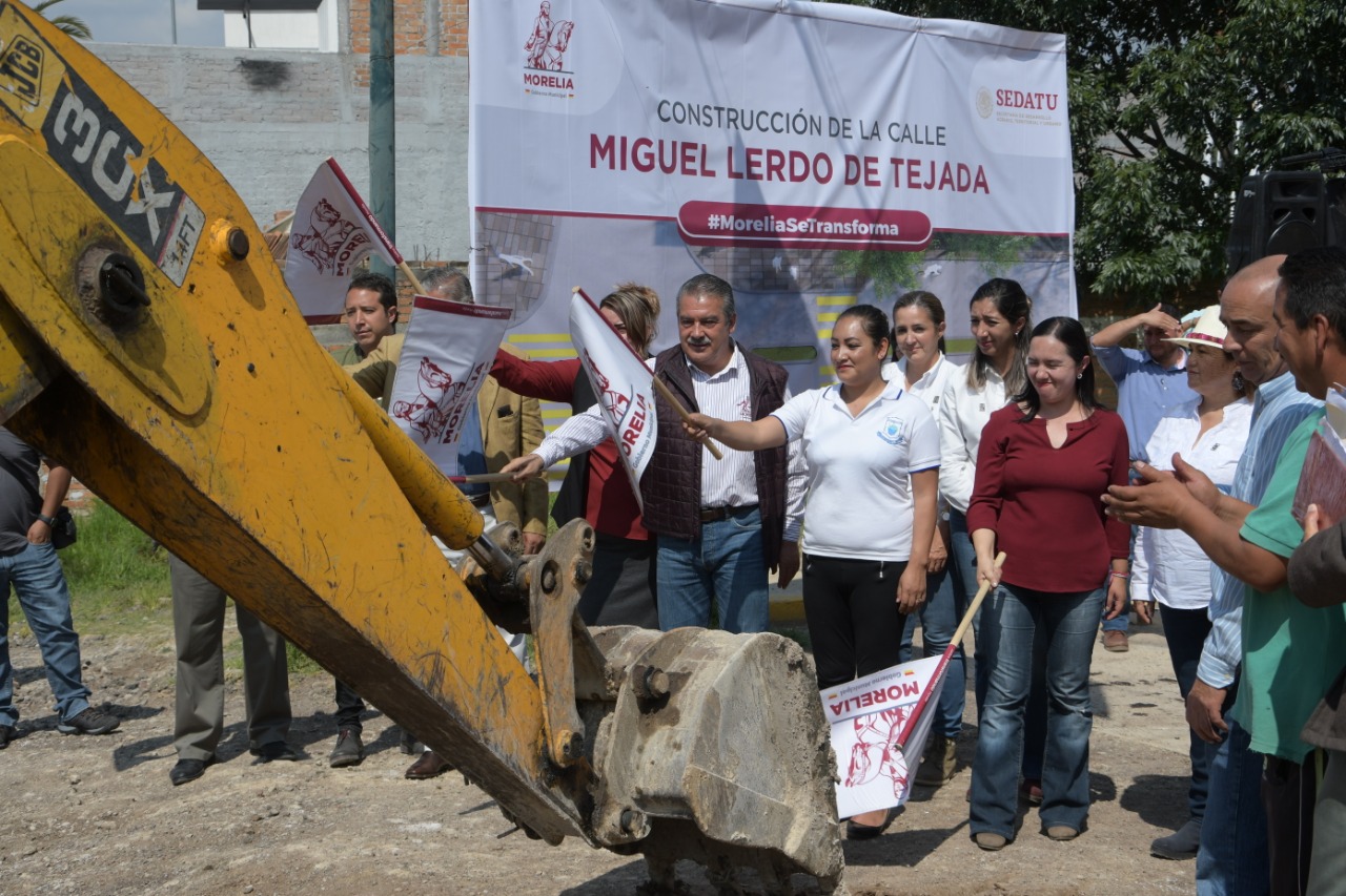  Celebra Raúl Morón arranque de obras con recursos prometidos por AMLO