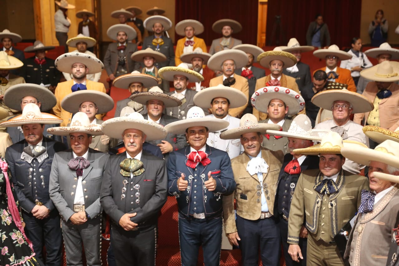 Charreada, eje articulador de unidad para las familias michoacanas: Silvano Aureoles