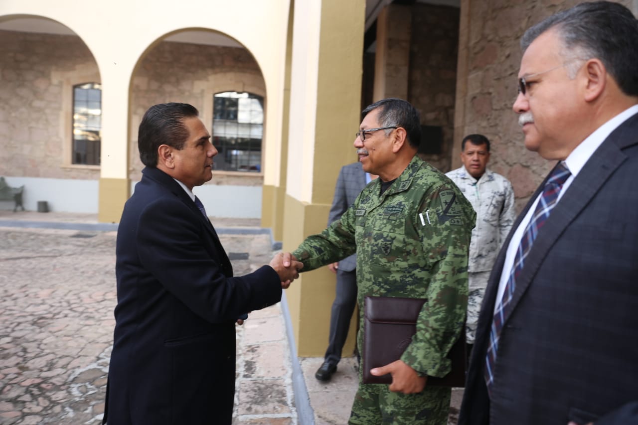  Recurso humano, clave en la estrategia de seguridad: Gobernador