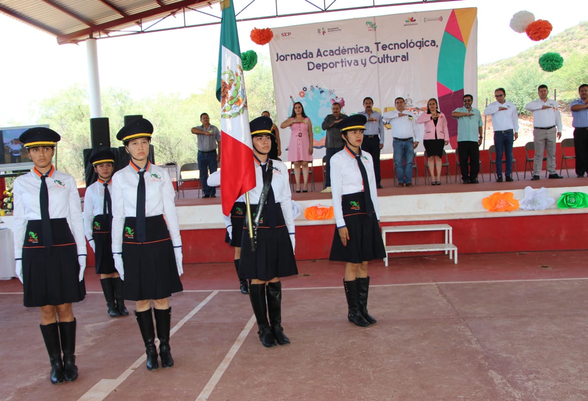  CECyTEM Plantel Churumuco, de manteles largos al cumplir 25 años de creación